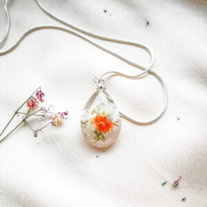Gypsophilia Necklace